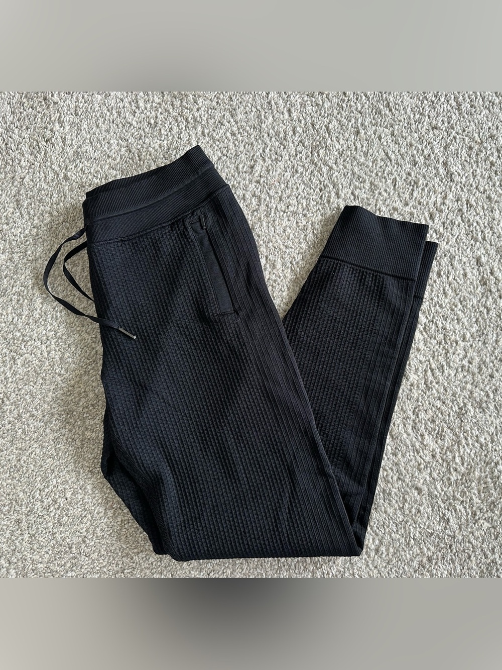 Women’s Lululemon Black Engineered‎ Warmth Jogger